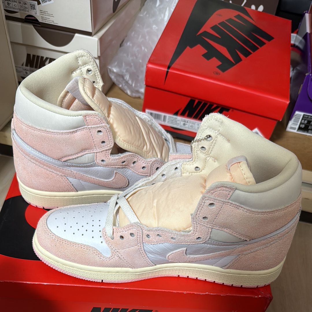 Nike Women's Air Jordan 1 Retro High OG "Washed Pink"