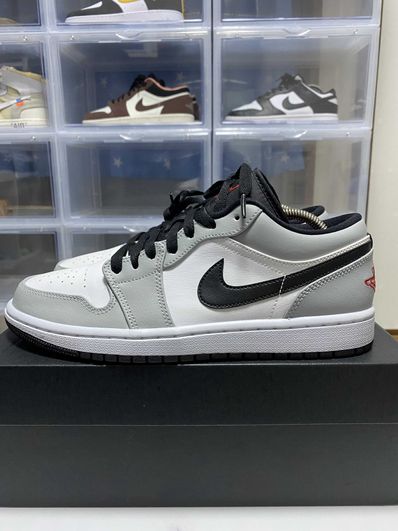 Nike Air Jordan 1 Low "Light Smoke Grey"