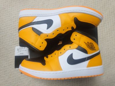 Nike Air Jordan 1 Mid "Taxi"