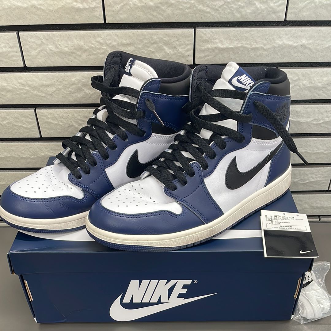 Nike Air Jordan 1 Retro High OG "Midnight Navy"