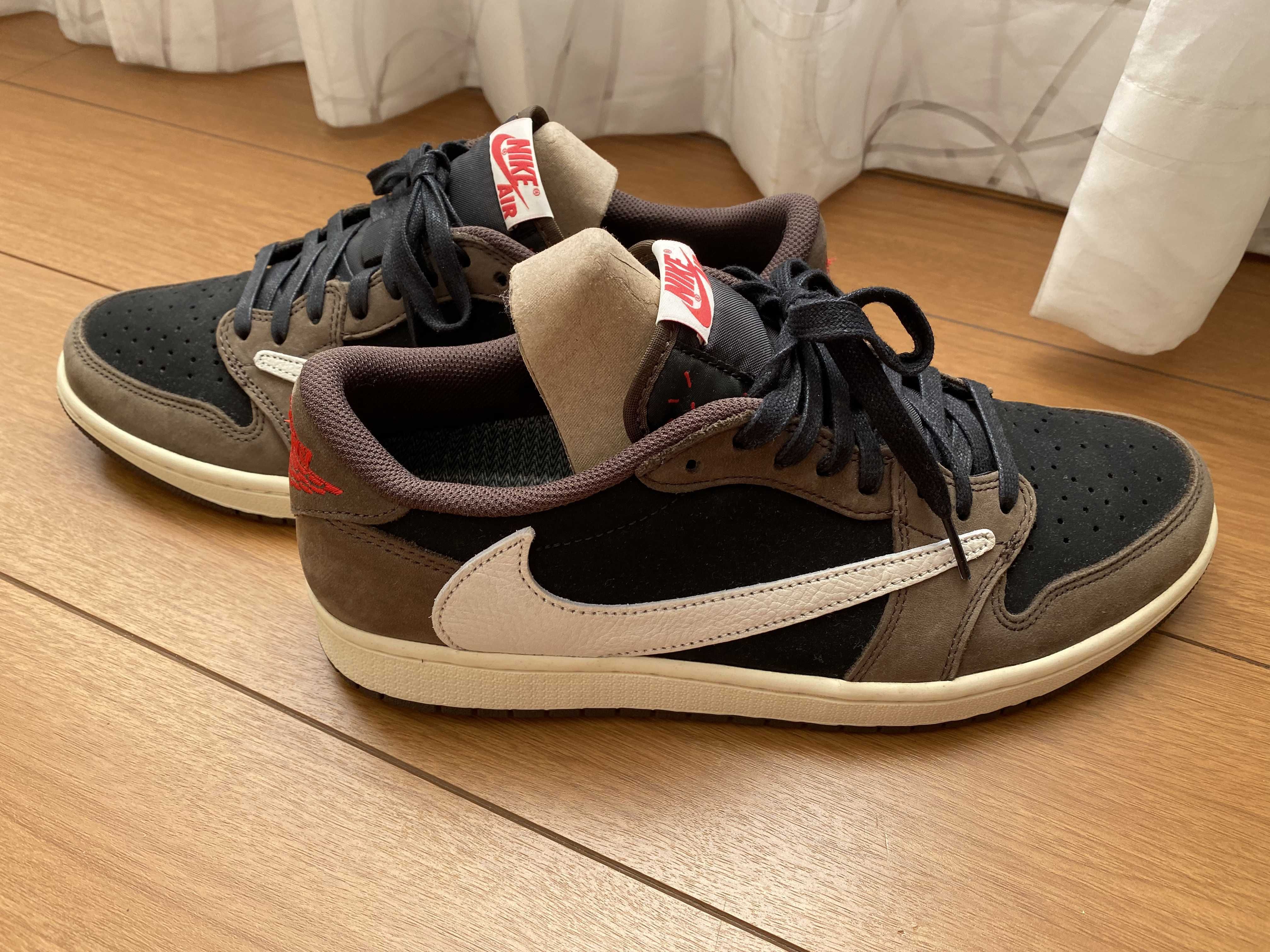 Travis Scott × Nike Air Jordan 1 Low OG SP-T "Black/Dark Mocha"