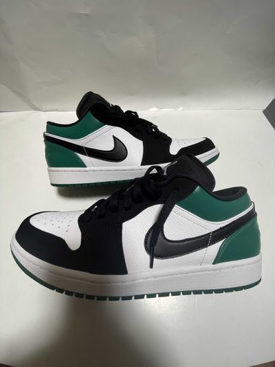 Nike Air Jordan 1 Low "White Black Mystic Green"