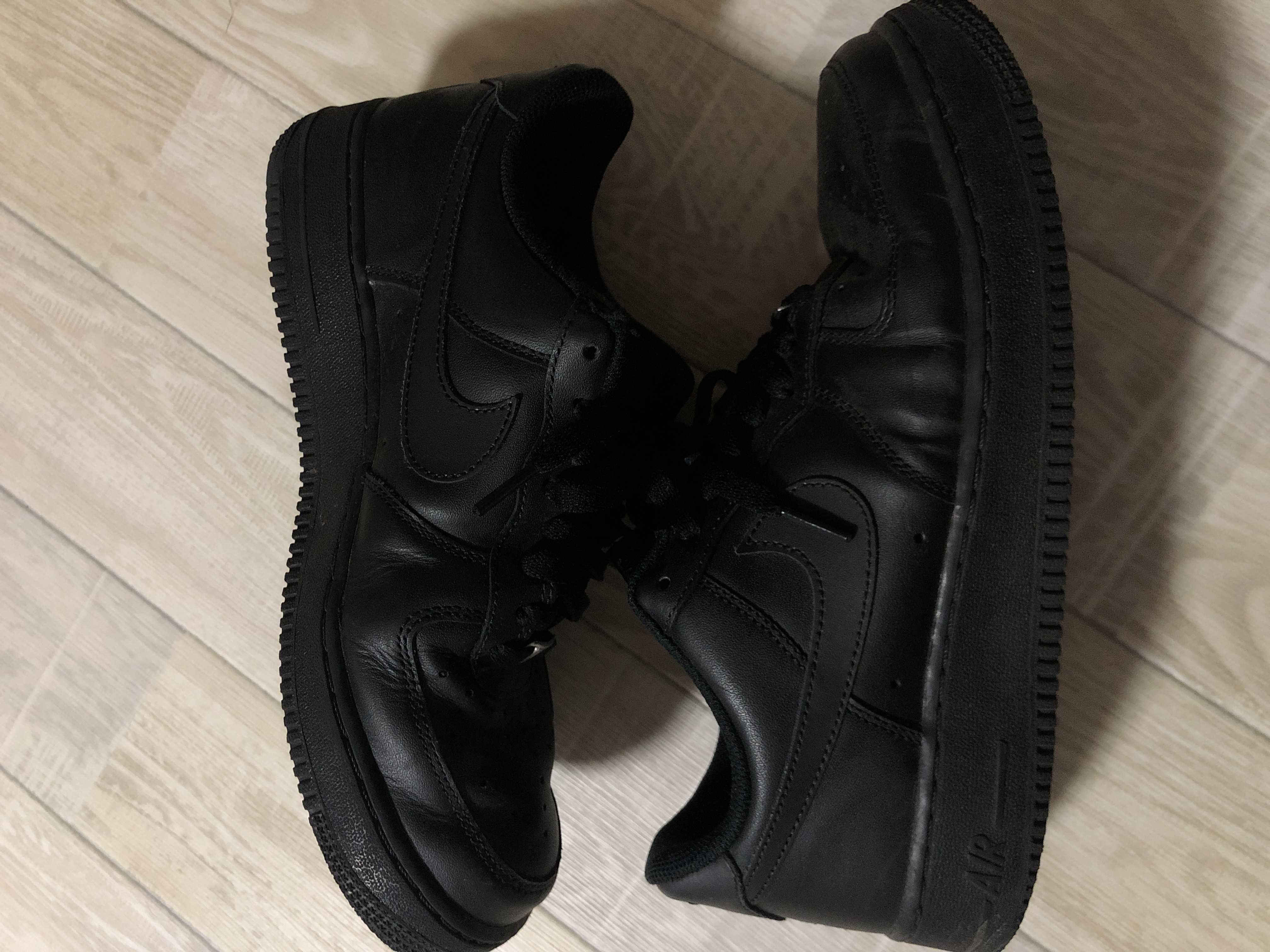 Nike Air Force 1 Low '07 "Black/Black"