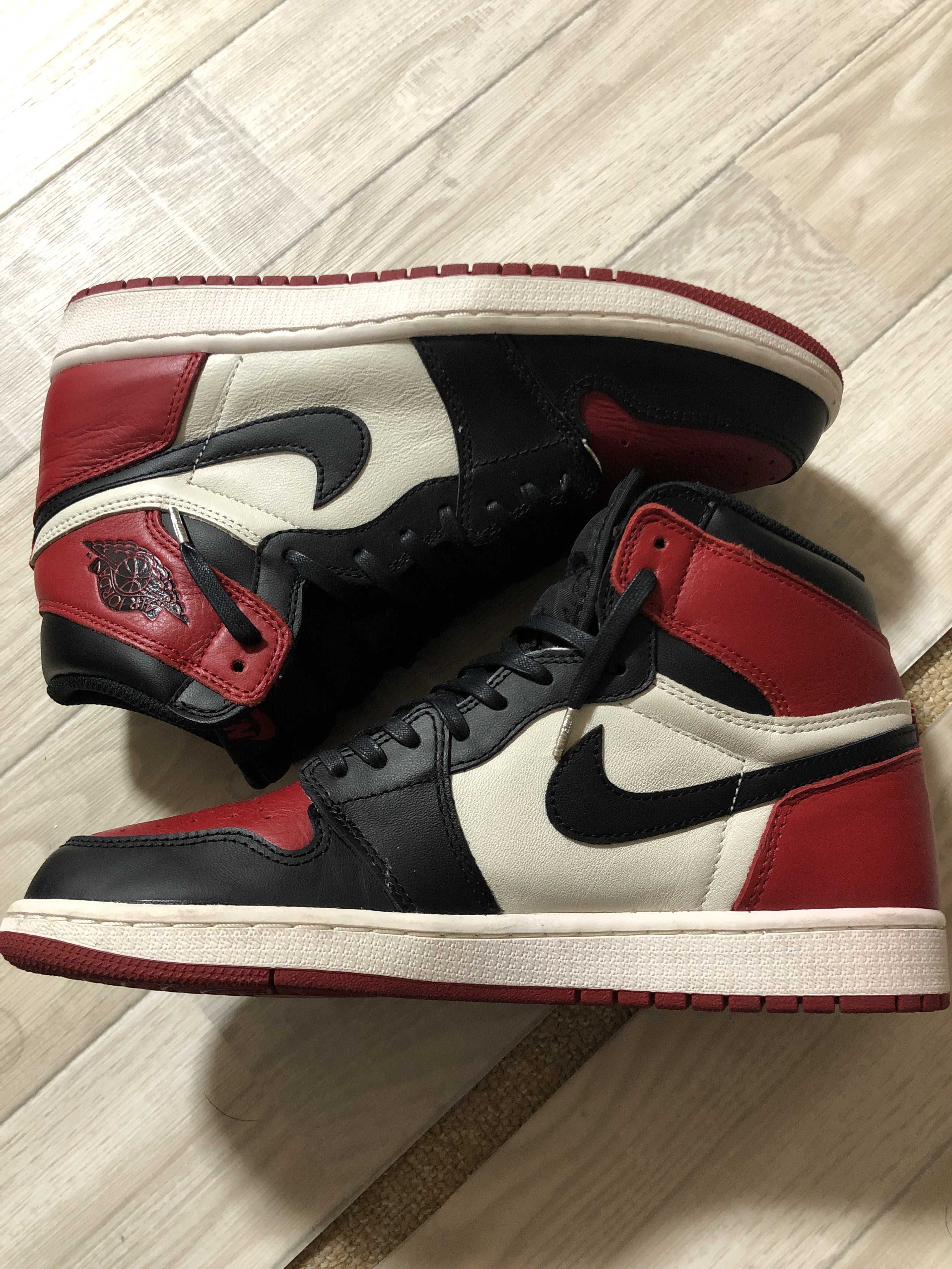 Nike Air Jordan 1 Retro High OG "Bred Toe"
