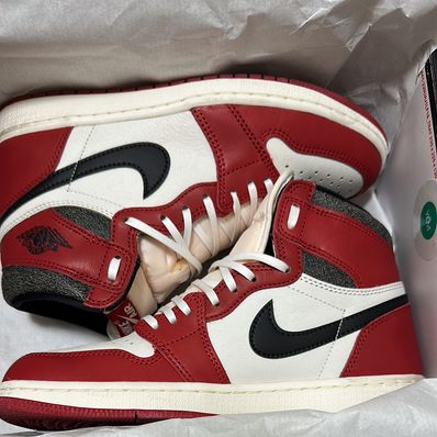 Nike Air Jordan 1 High OG "Lost & Found/Chicago"