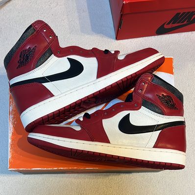 Nike Air Jordan 1 High OG "Lost & Found/Chicago"