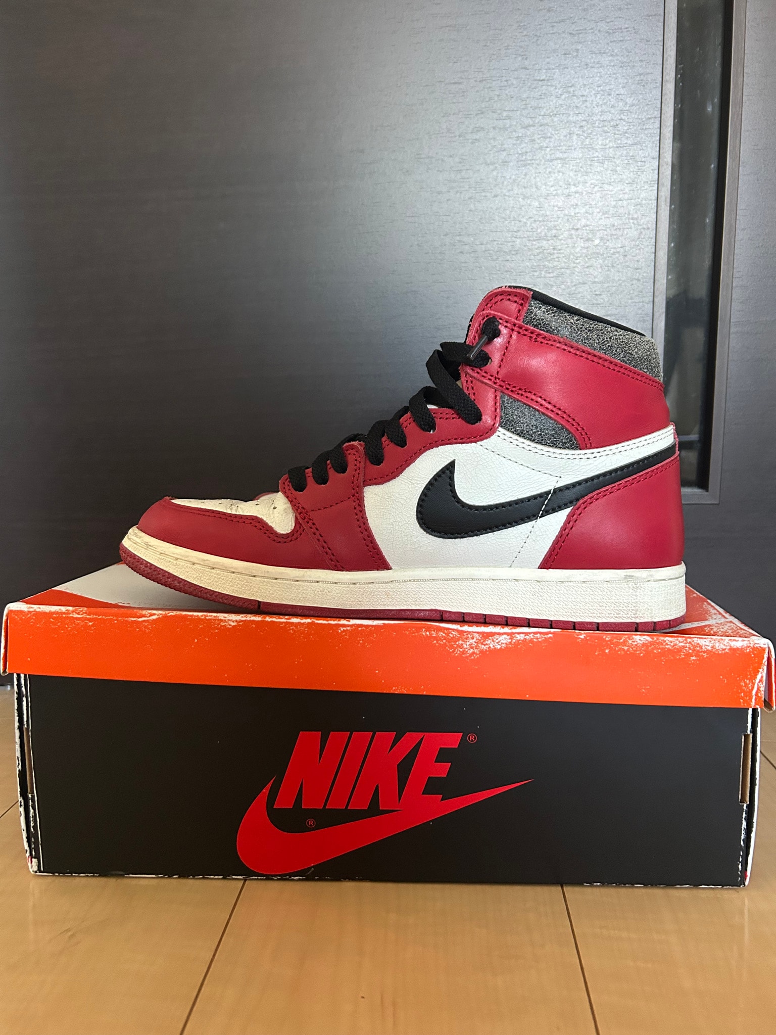 Nike Air Jordan 1 High OG "Lost & Found/Chicago"