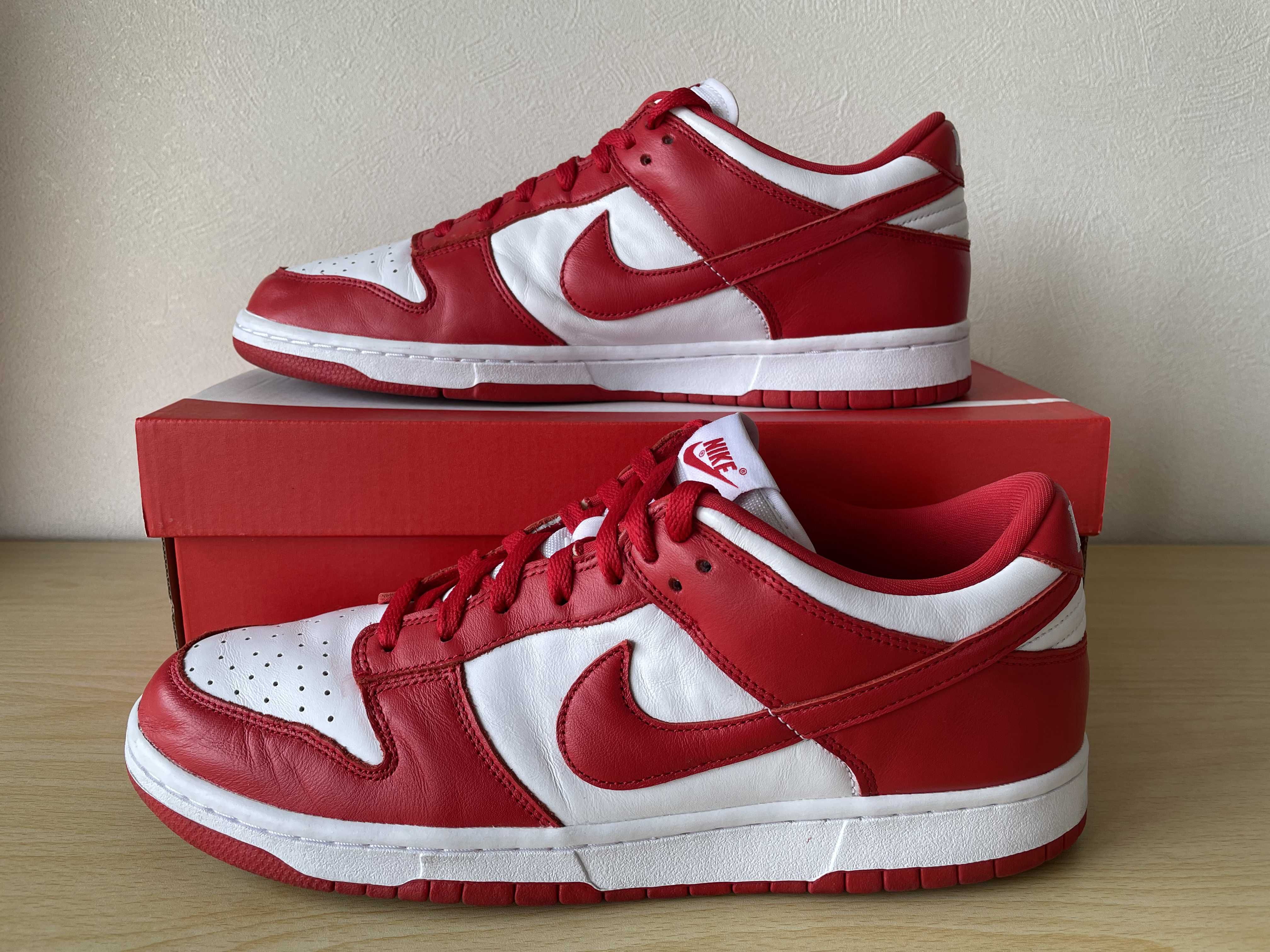 Nike Dunk Low SP "White and University Red"