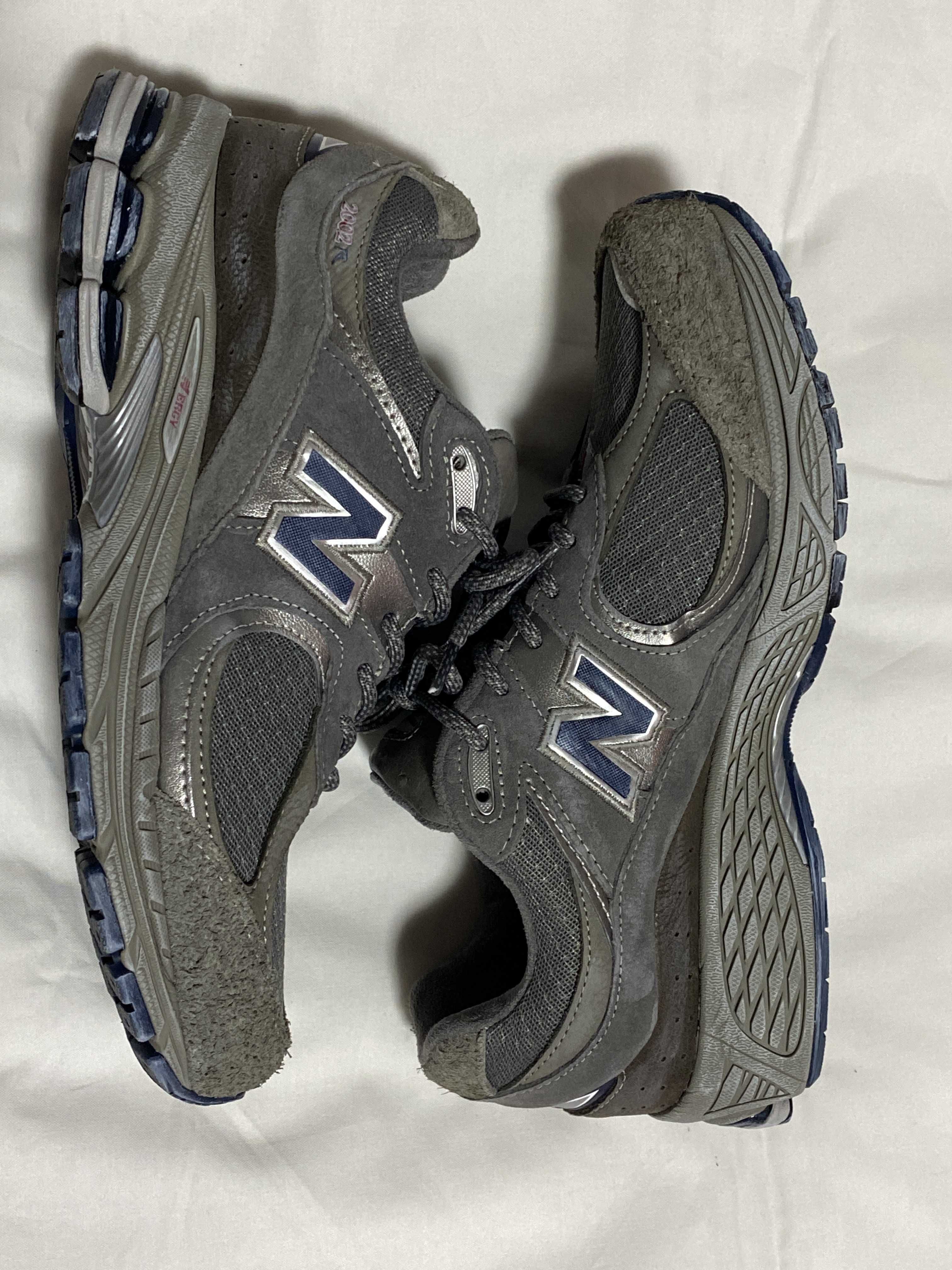 New Balance 2002R "Gray"