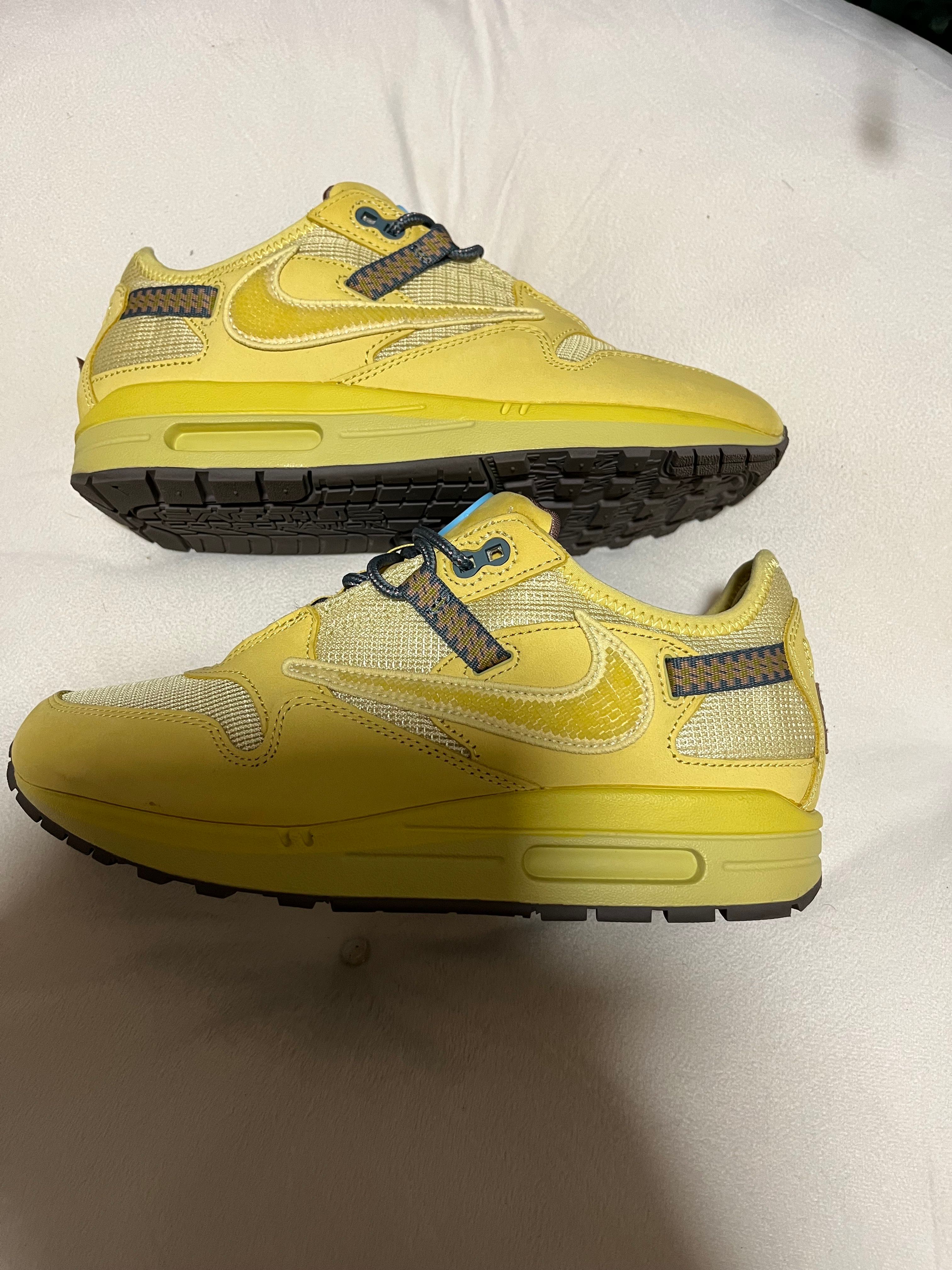 Travis Scott × Nike Air Max 1 "CACT.US Gold"
