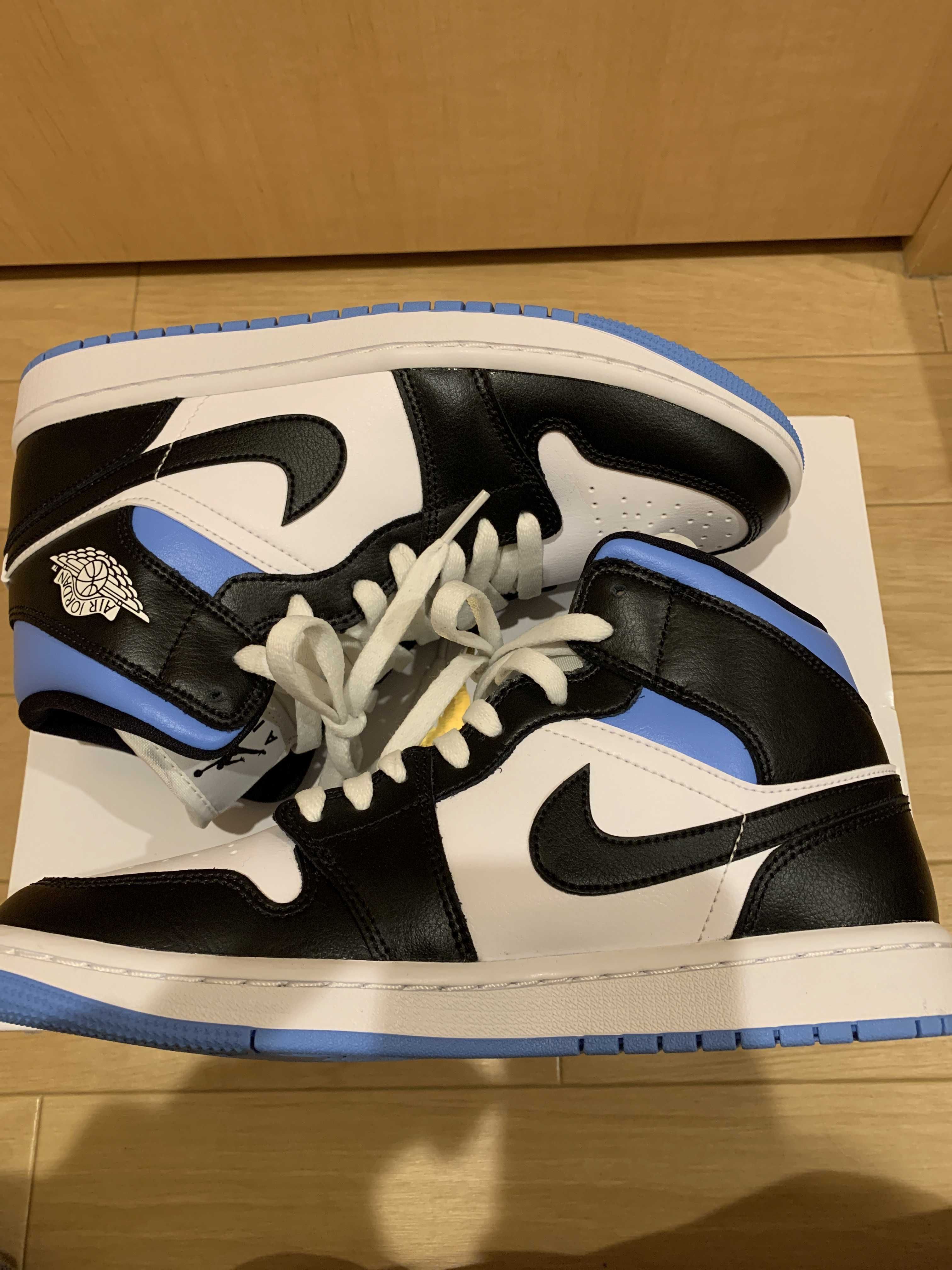 Nike Women's Air Jordan 1 Mid "Black/University Blue"