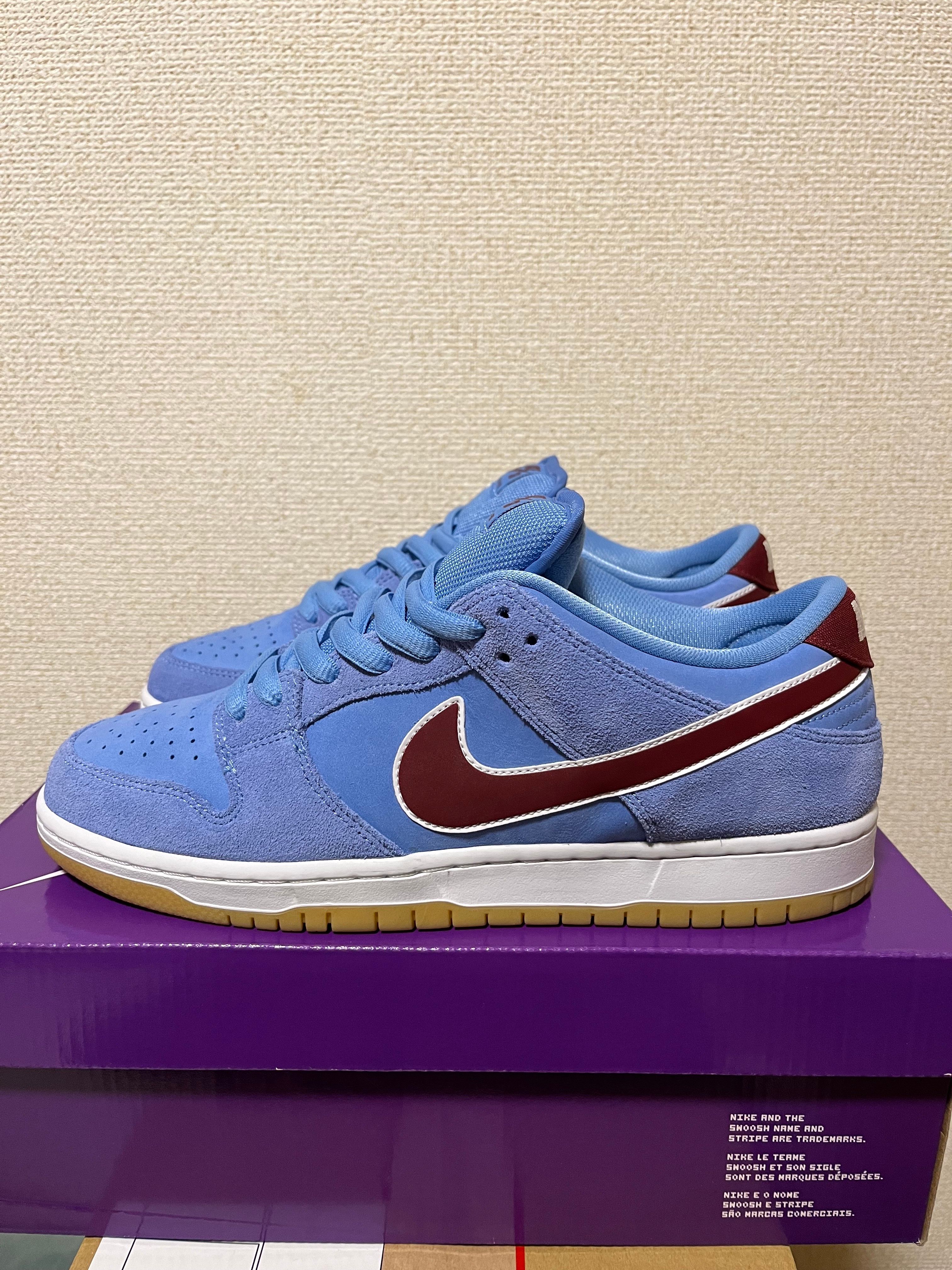 Nike SB Dunk Low Pro "Philadelphia Phillies/Valor Blue and Team Maroon"