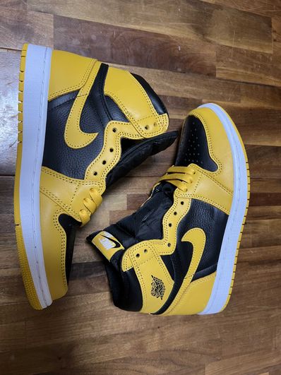Nike Air Jordan 1 High OG "Pollen"