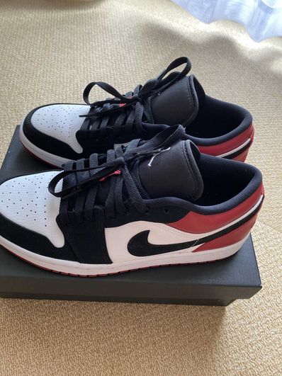 Nike Air Jordan 1 Low "Black Toe"