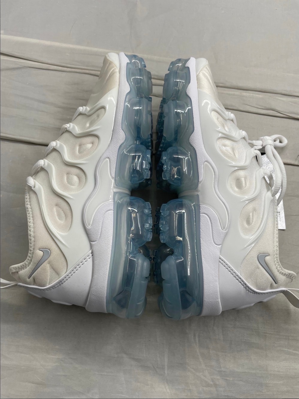Nike Air Vapormax Plus "White/Pure Platinum"