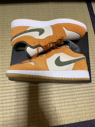 Nike Air Jordan 1 Low "Light Curry/Medium Olive"