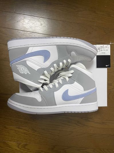 Nike Women's Air Jordan 1 Mid "Wolf Grey"