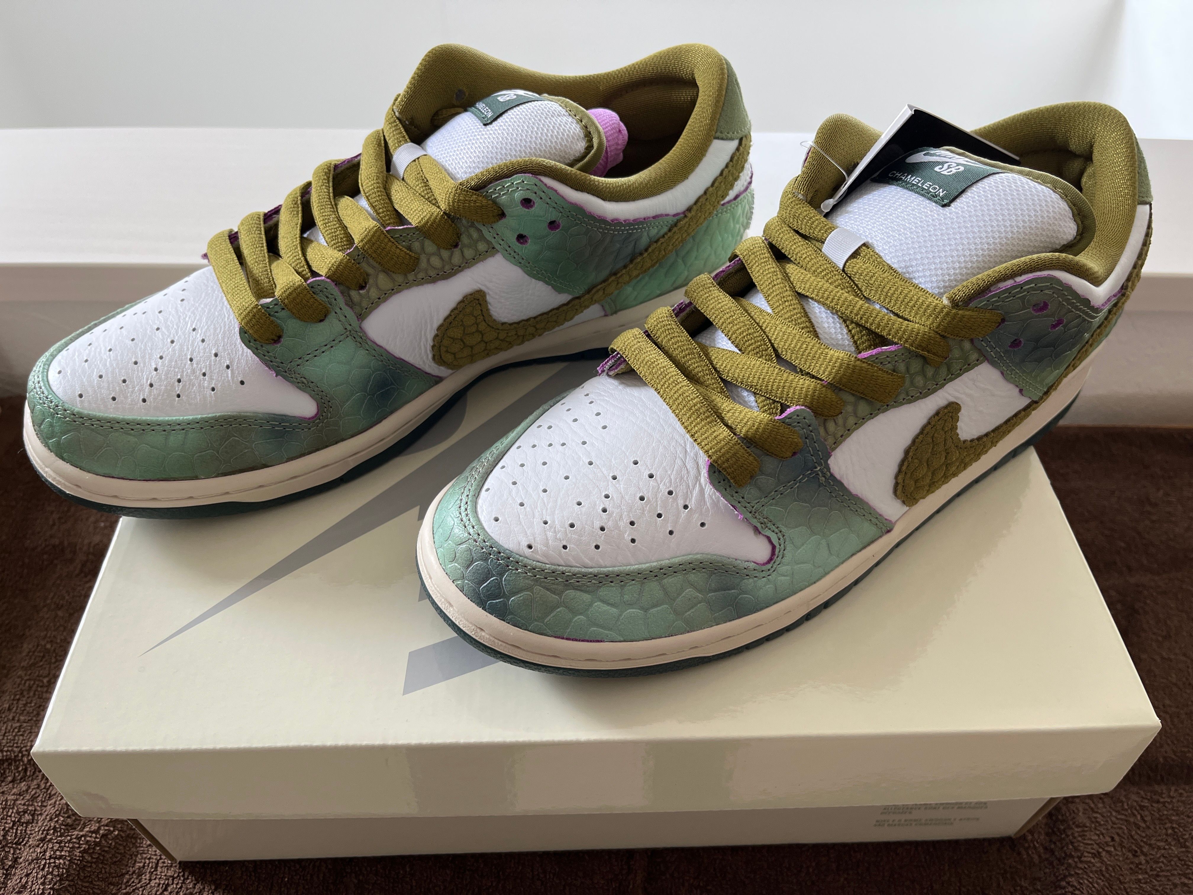 Alexis Sablone × Nike SB Dunk Low Pro "White and Pacific Moss"