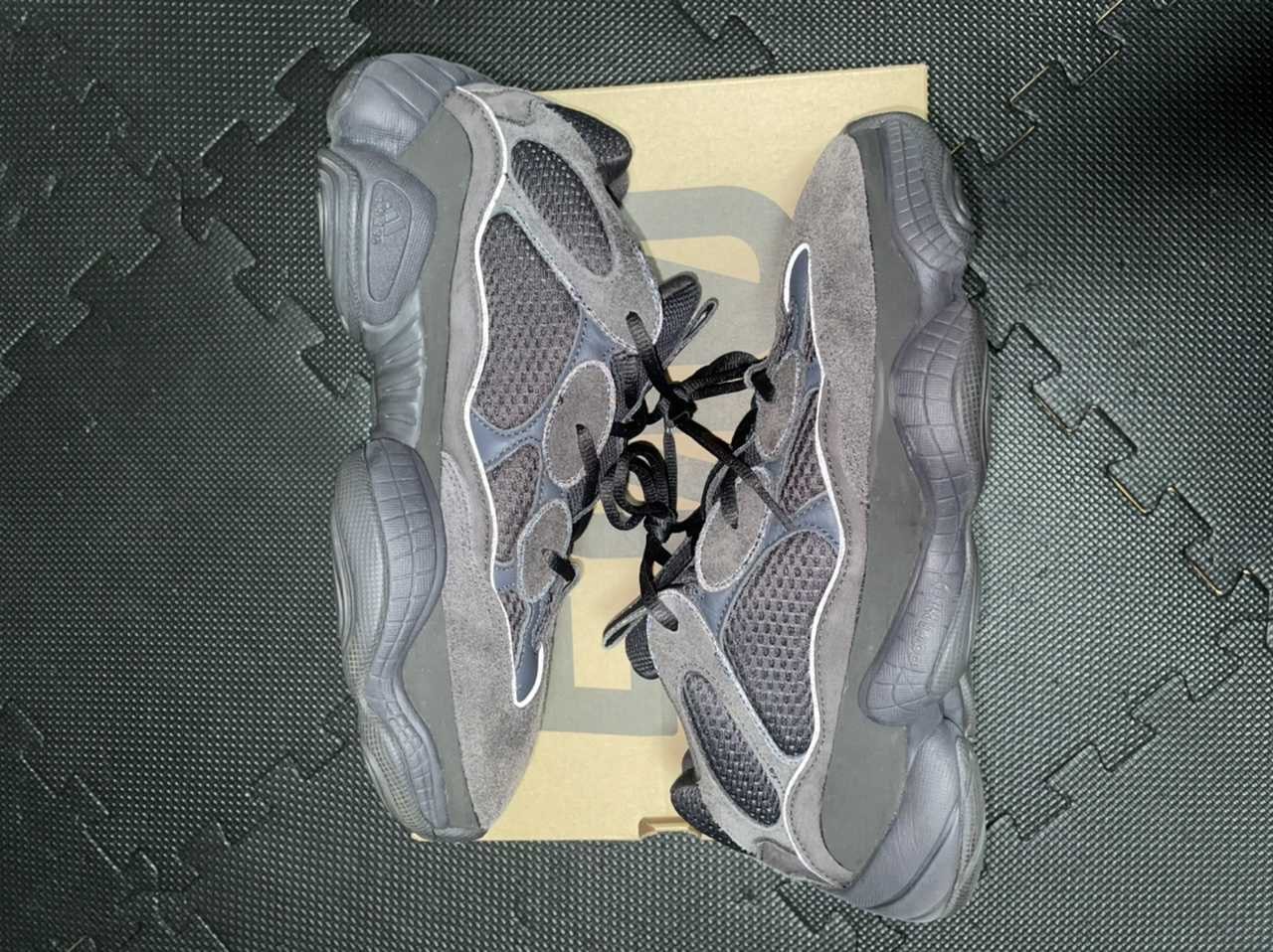 adidas YEEZY 500 "Utility Black"