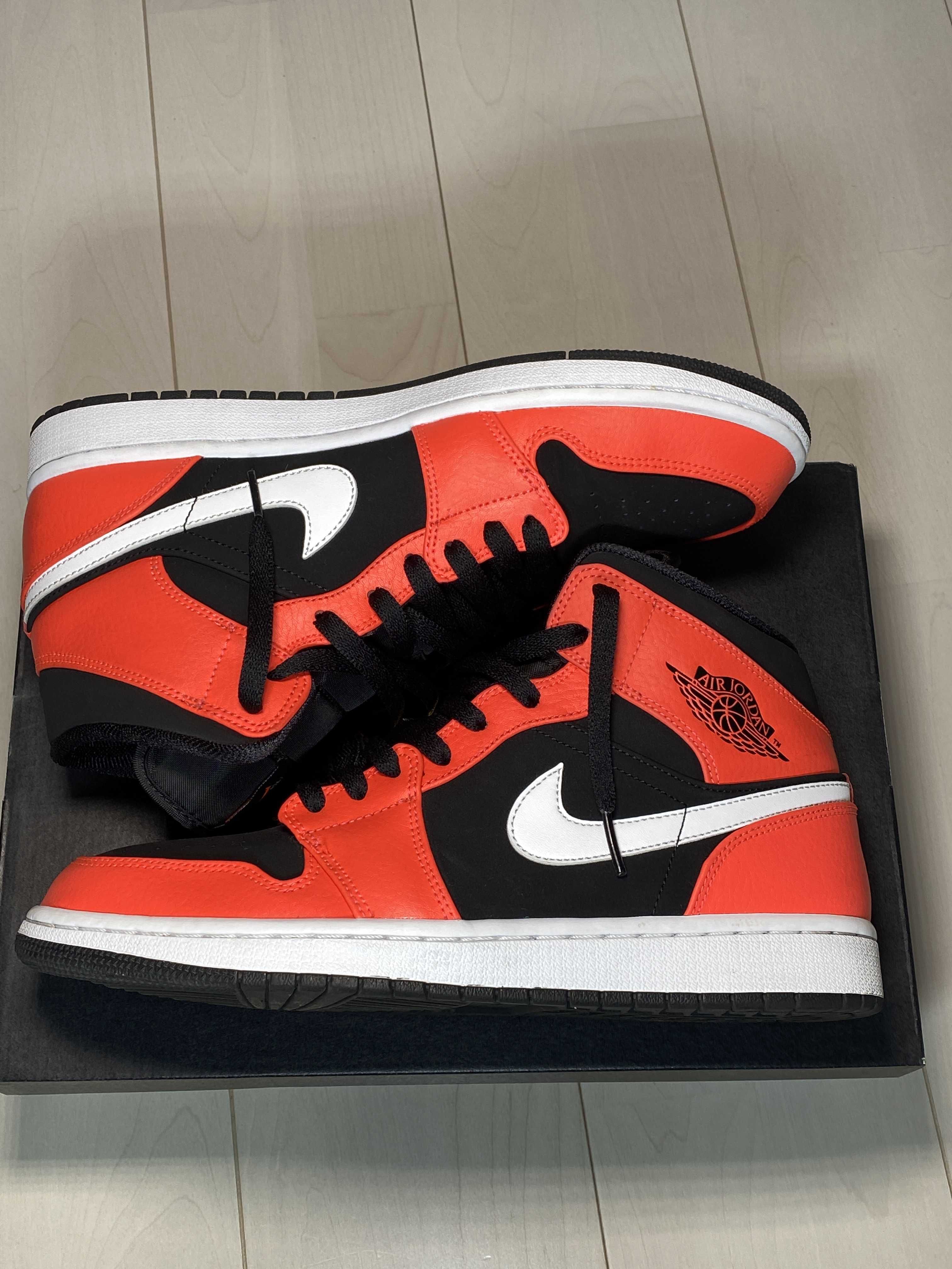 Nike Air Jordan 1 Mid "Infrared 23"