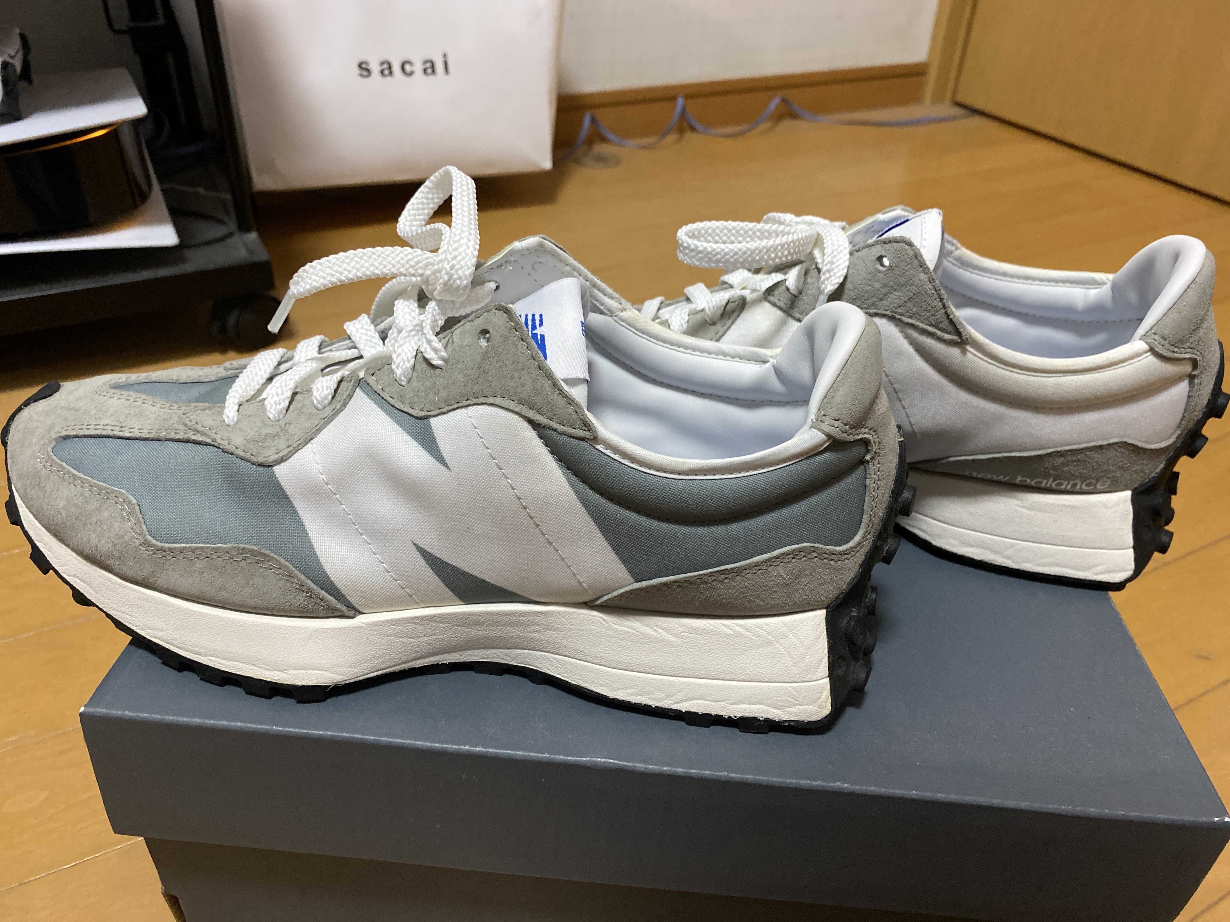 New Balance 327 "Gray"