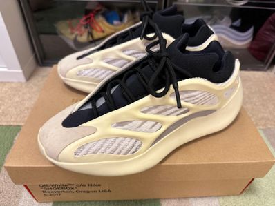 adidas YEEZY 700V3 "Azael"