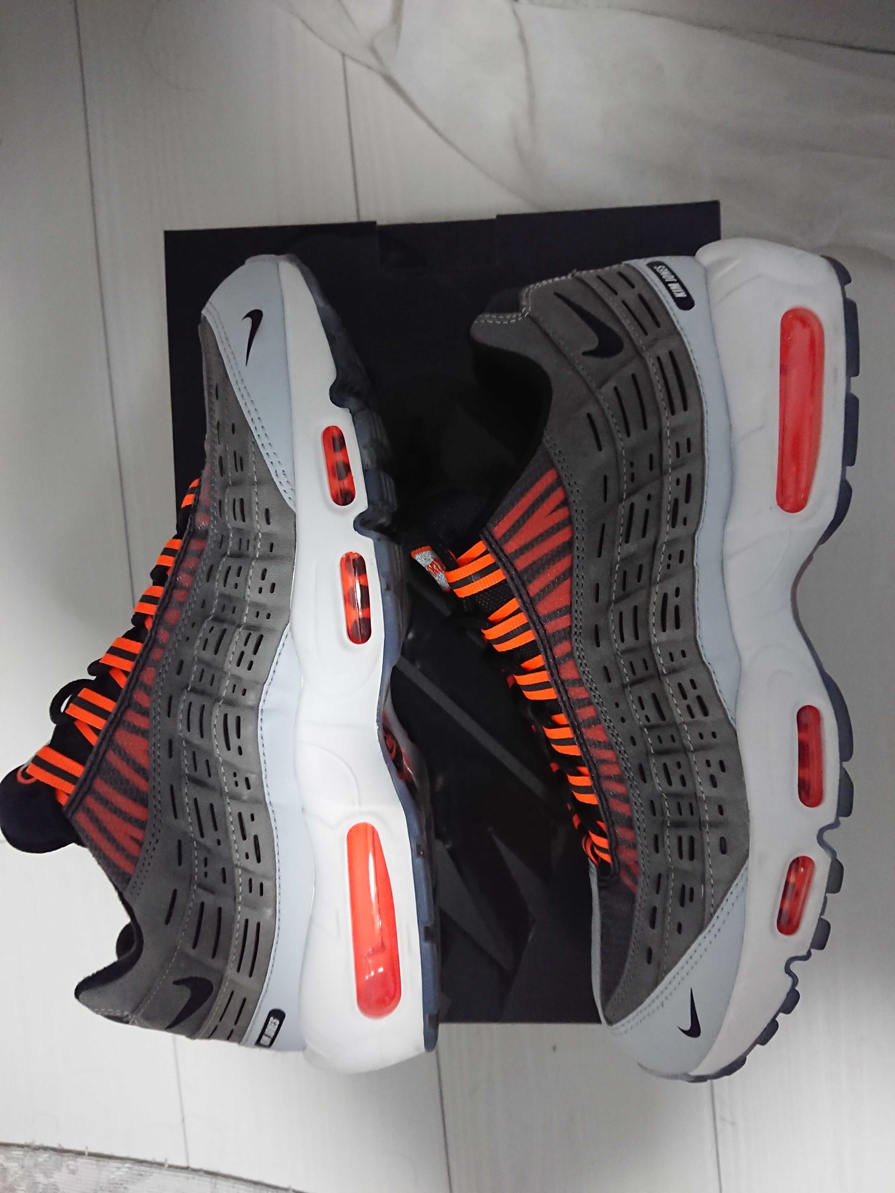 Kim Jones × Nike Air Max 95 "Black/Total Orange"