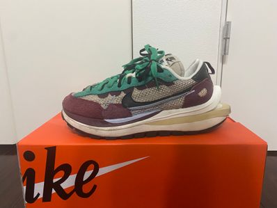 sacai × Nike Vapor Waffle "String/Red/Green"