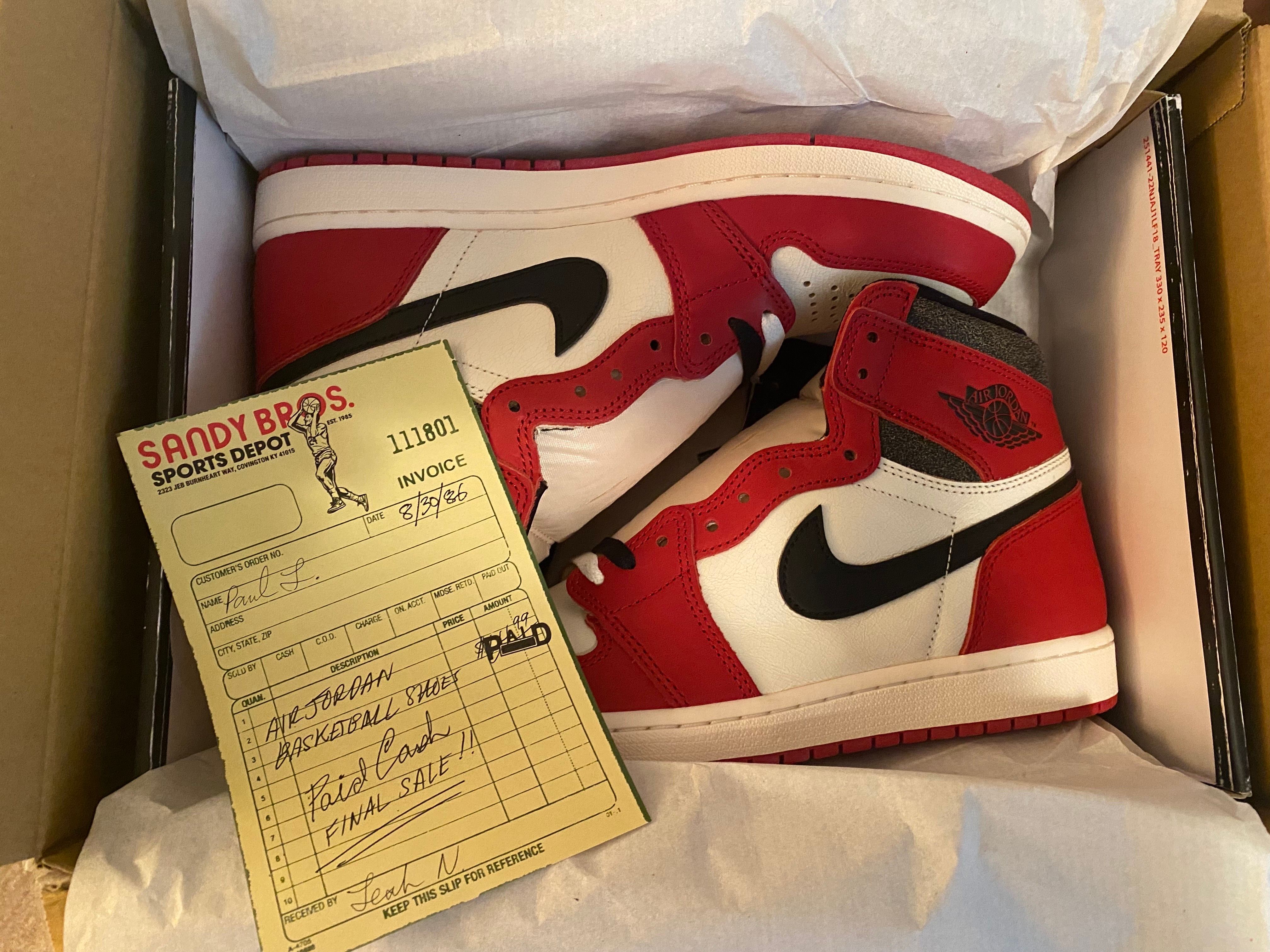 Nike Air Jordan 1 High OG "Lost & Found/Chicago"
