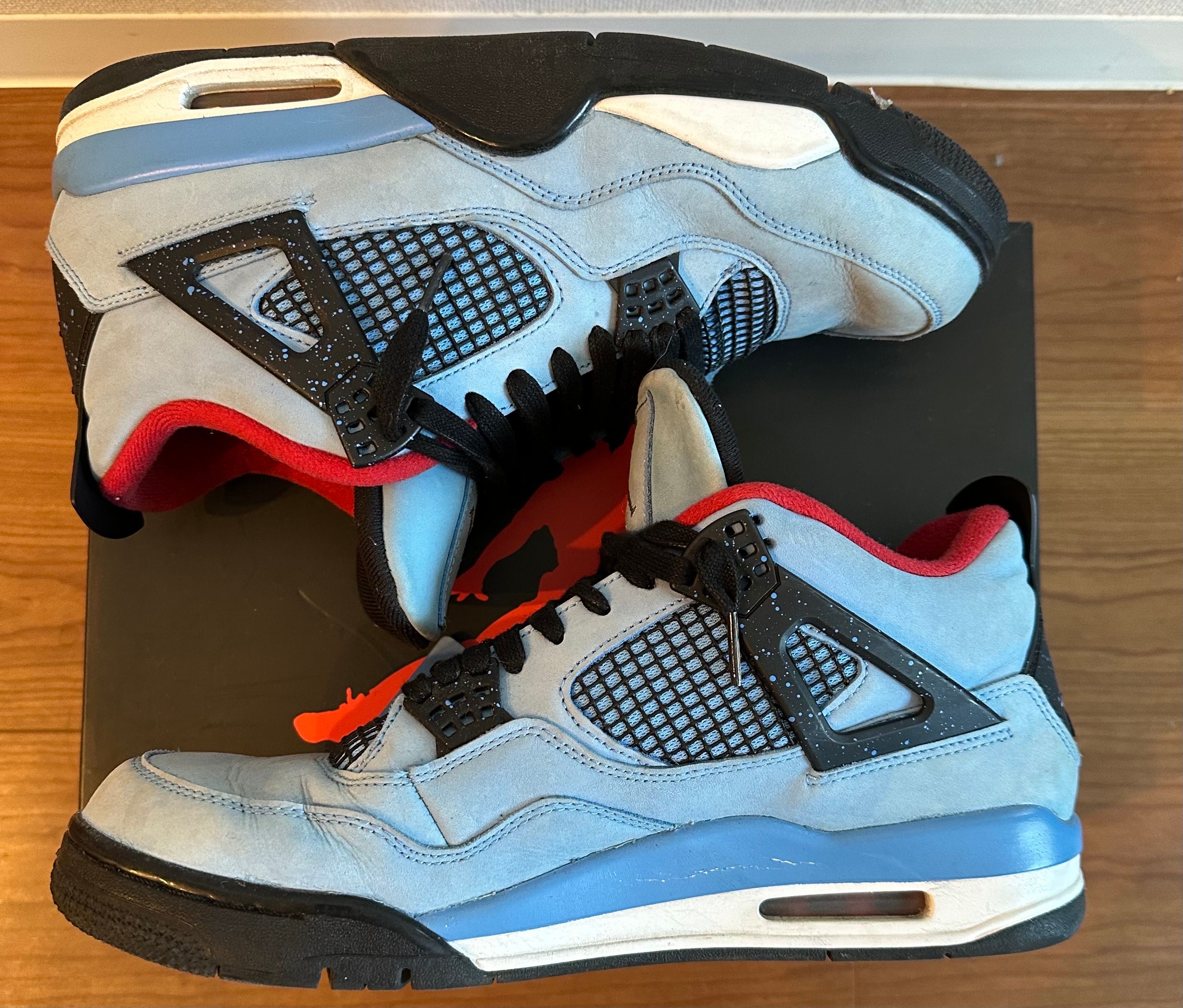 Travis Scott × Nike Air Jordan 4 Retro Cactus Jack "University Blue"