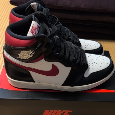 Nike Air Jordan 1 Retro High "Black/White/Sail/Gym Red"