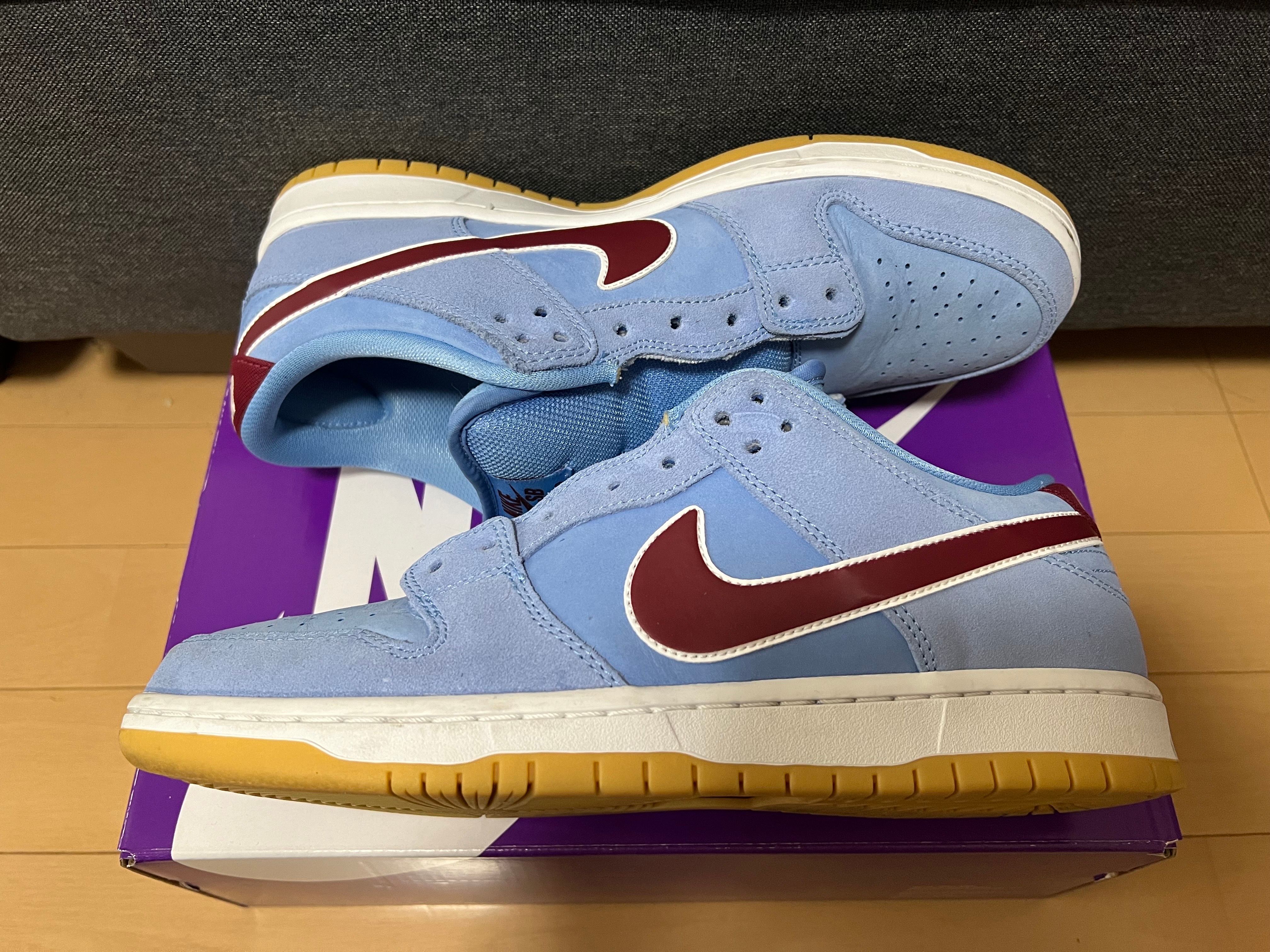 Nike SB Dunk Low Pro "Philadelphia Phillies/Valor Blue and Team Maroon"