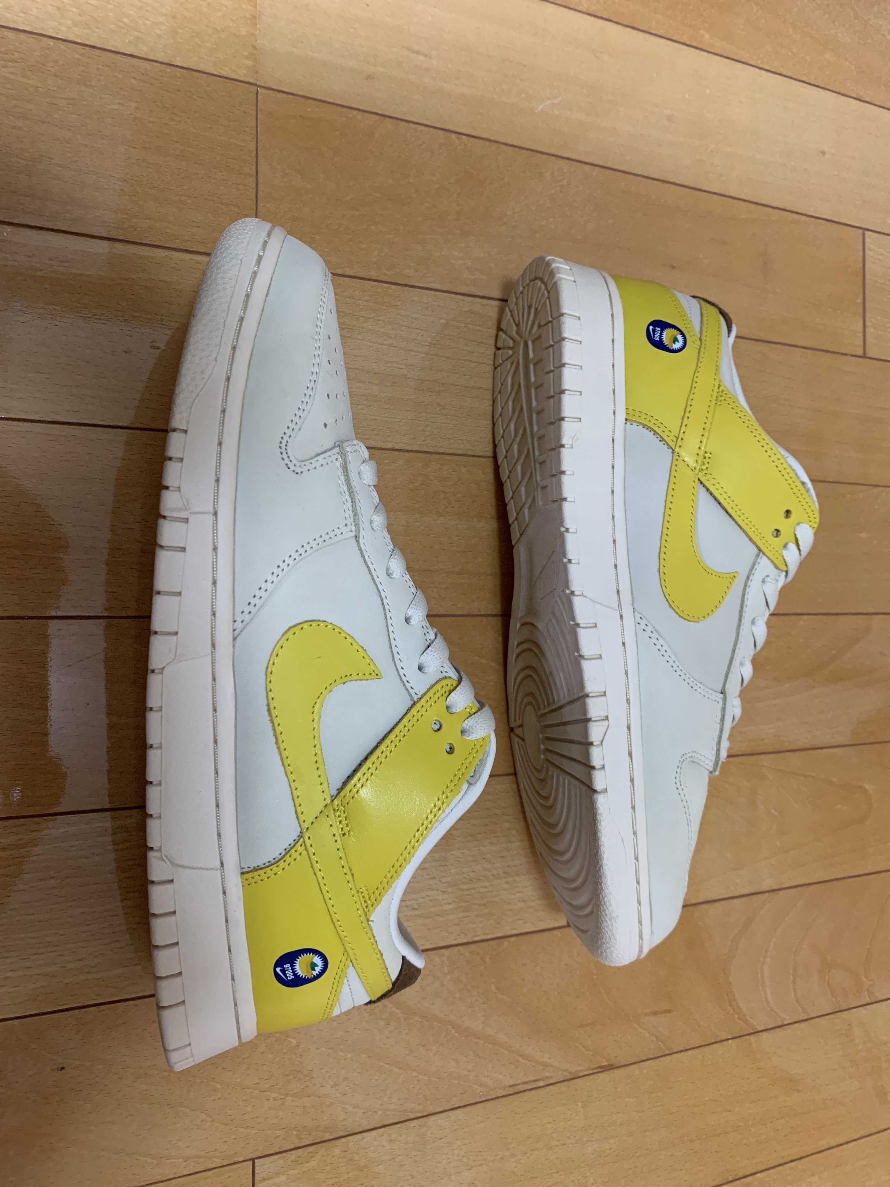 Nike Women's Dunk Low "Banana"