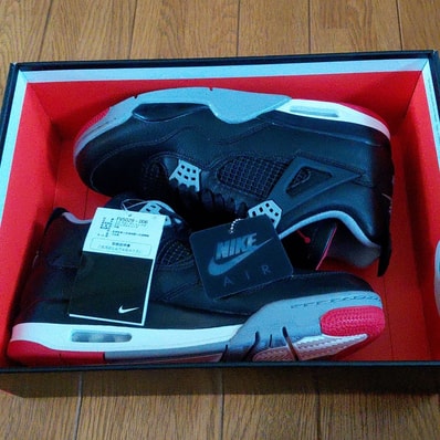 Nike Air Jordan 4 Retro "Bred Reimagined"