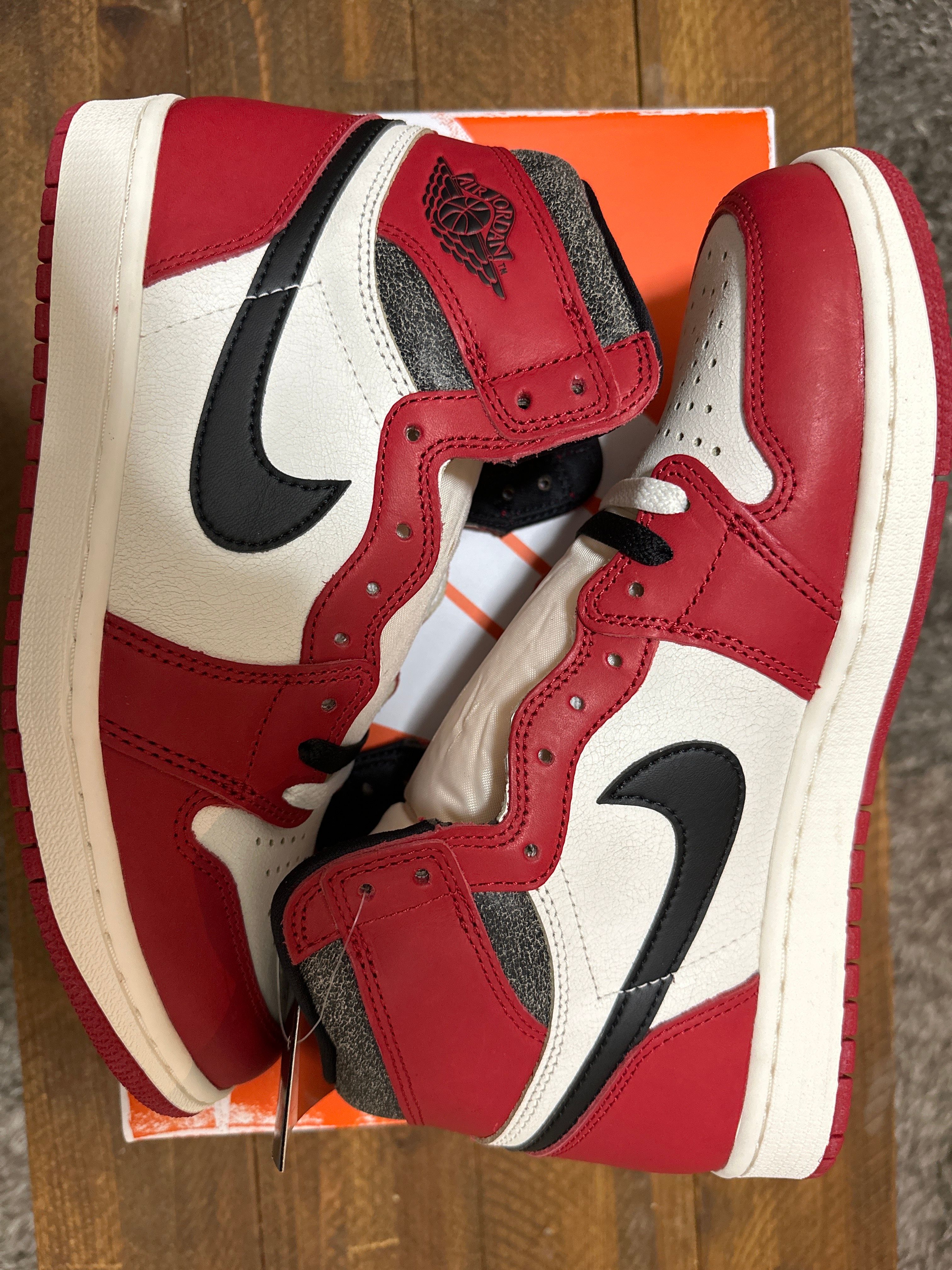Nike Air Jordan 1 High OG "Lost & Found/Chicago"