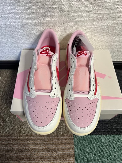 Travis Scott × Nike Air Jordan 1 Retro Low OG "Sail/Tropical Pink"