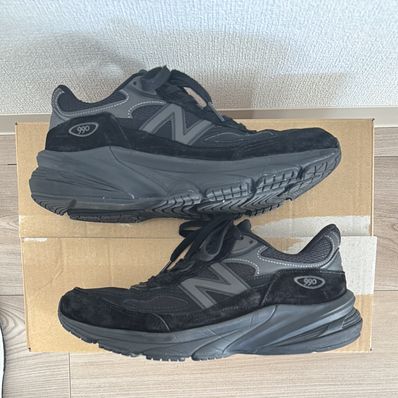 New Balance 990V6 "Triple Black"