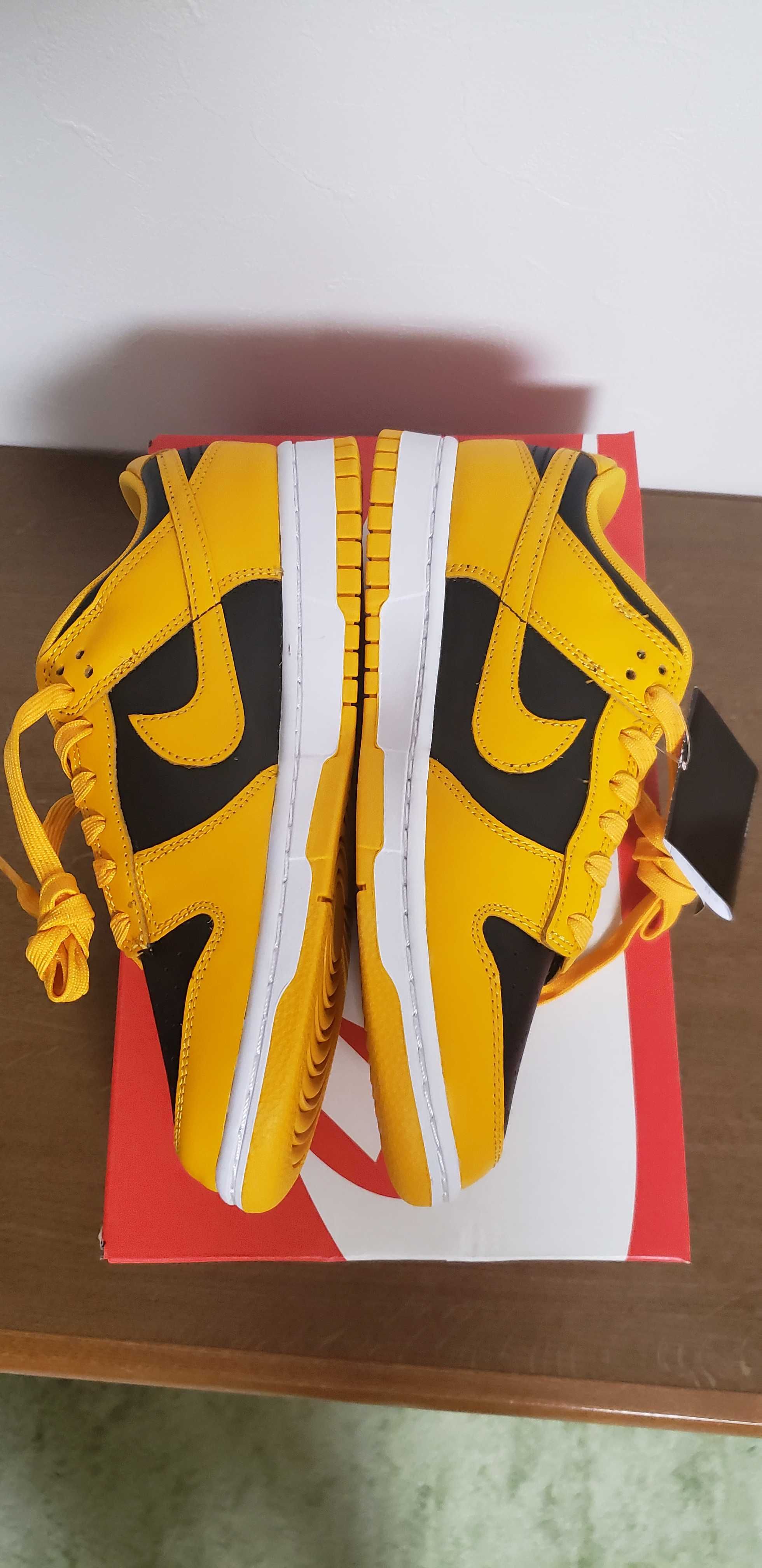 Nike Dunk Low "Championship Goldenrod"