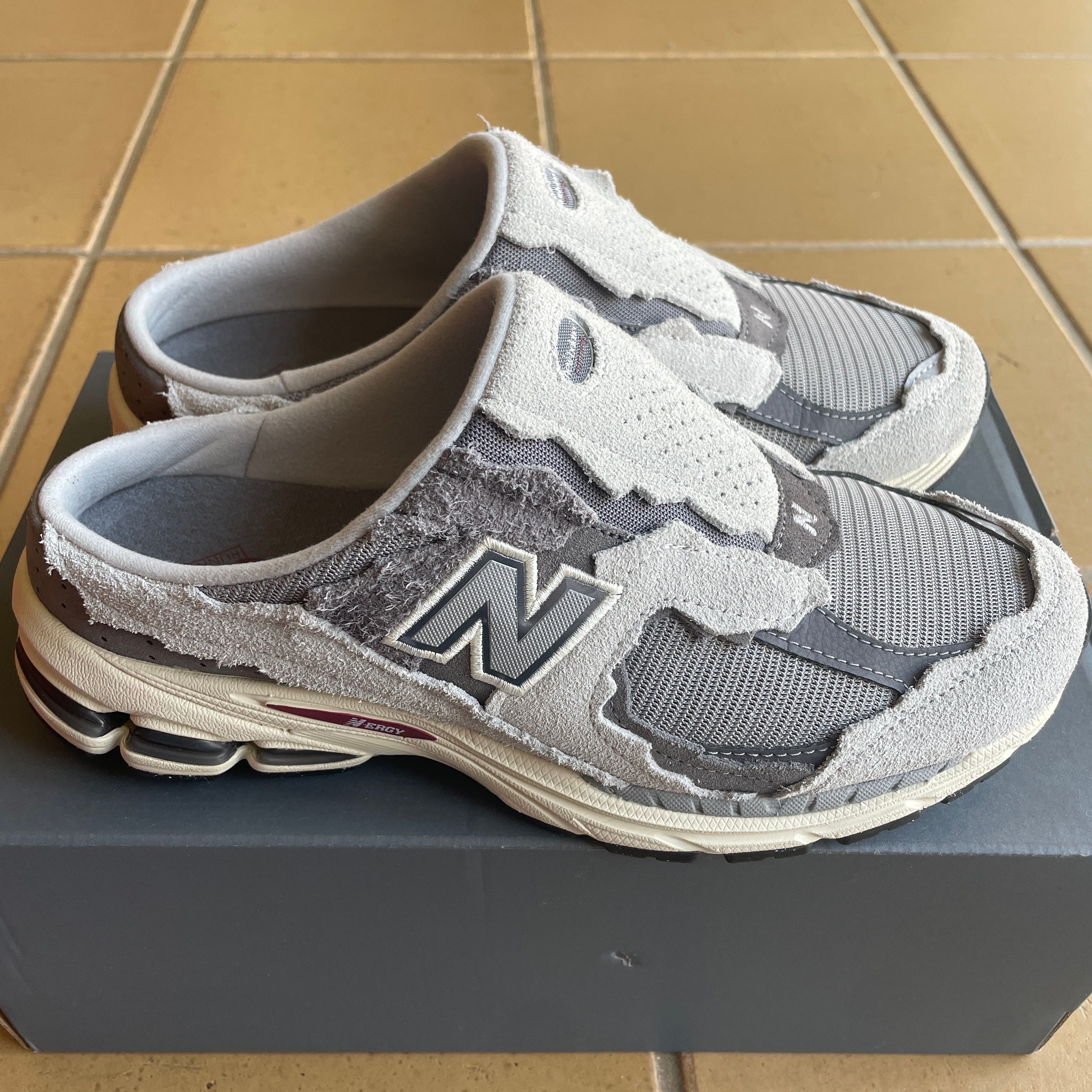 New Balance 2002R Mule Protection Pack "Rain Cloud"