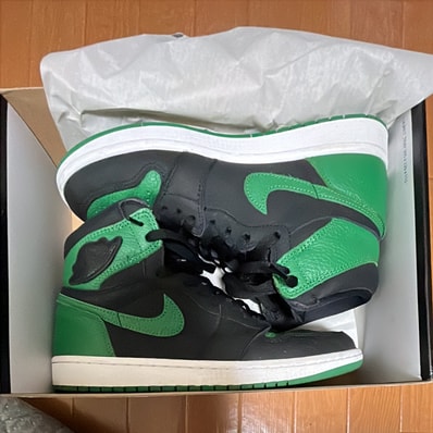 Nike Air Jordan 1 Retro High OG "Black/Pine Green" (2020)