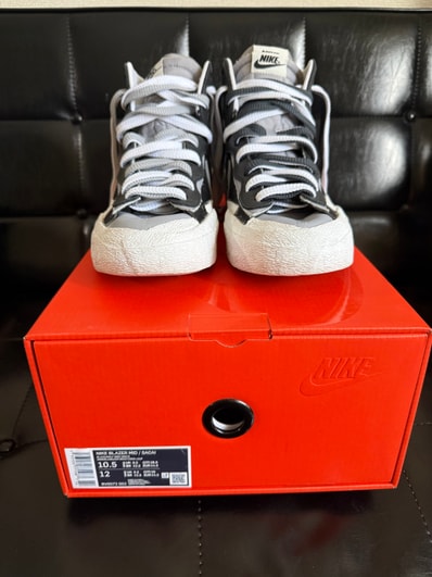 sacai × NIKE BLAZER MID "BLACK/WOLF GREY/WHITE"