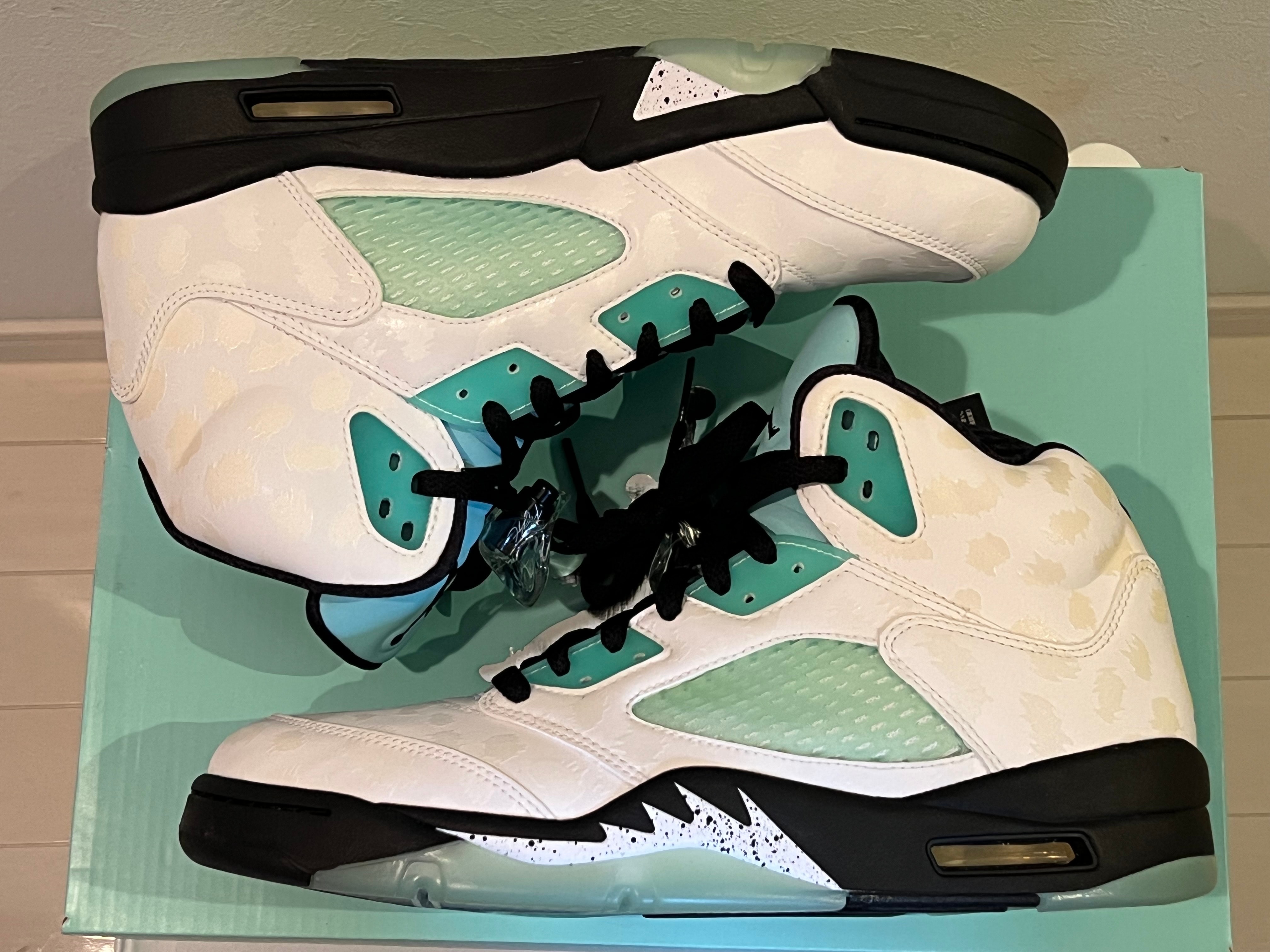 ジョーダン エアジョーダン5 (JORDAN Air Jordan 5) の新作・中古通販