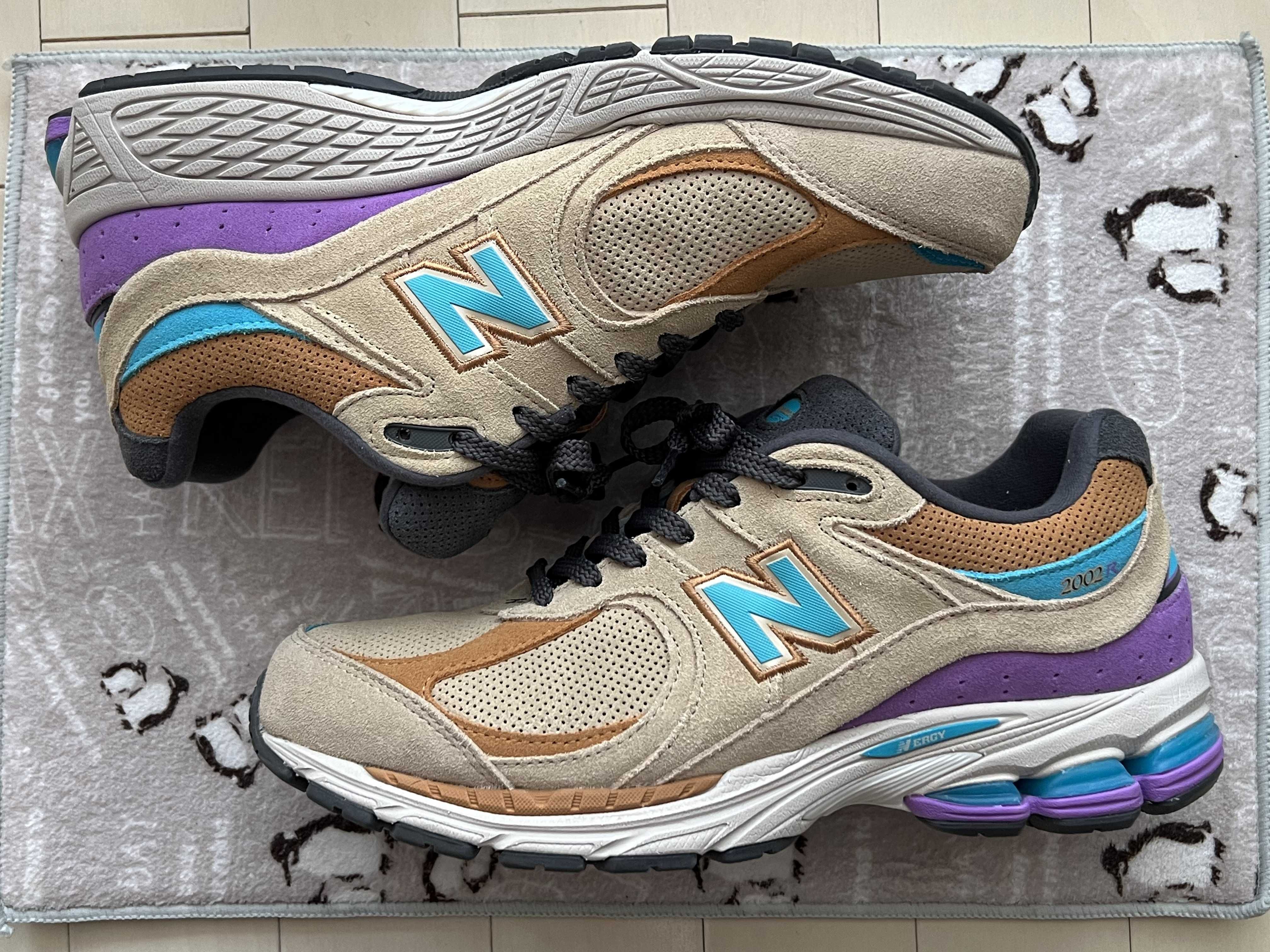 New Balance 2002R "Beige/Purple"
