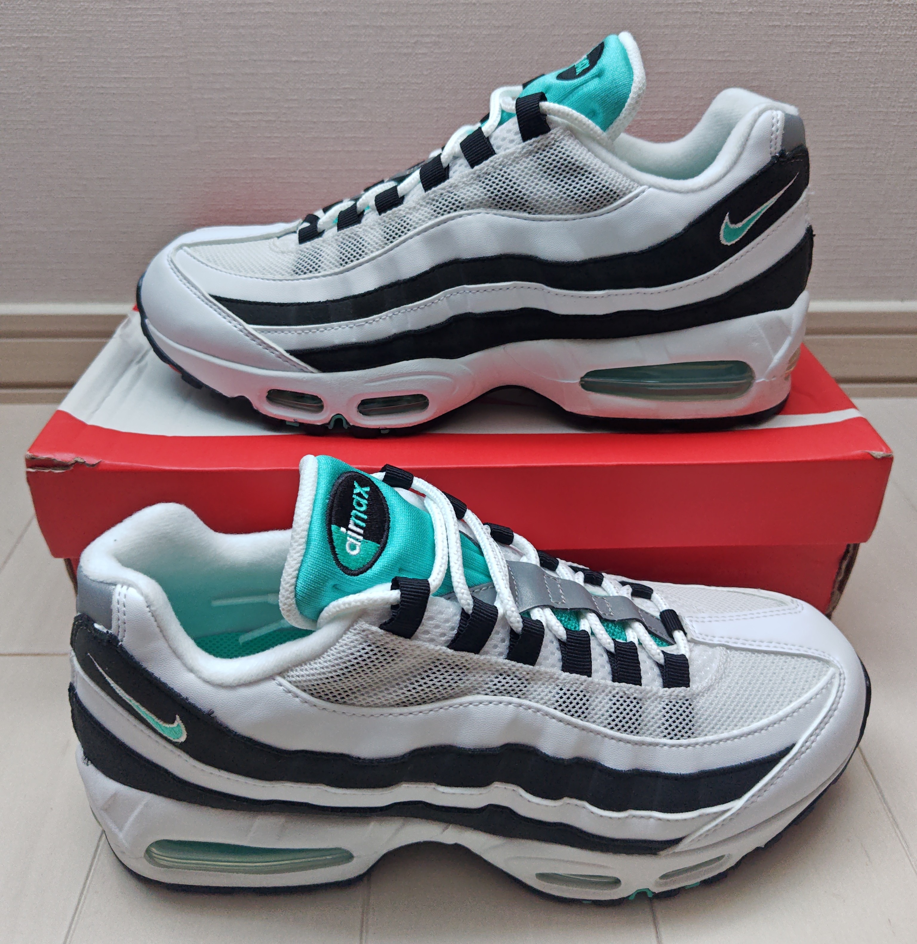 Nike Air Max 95 OG "White and Black"