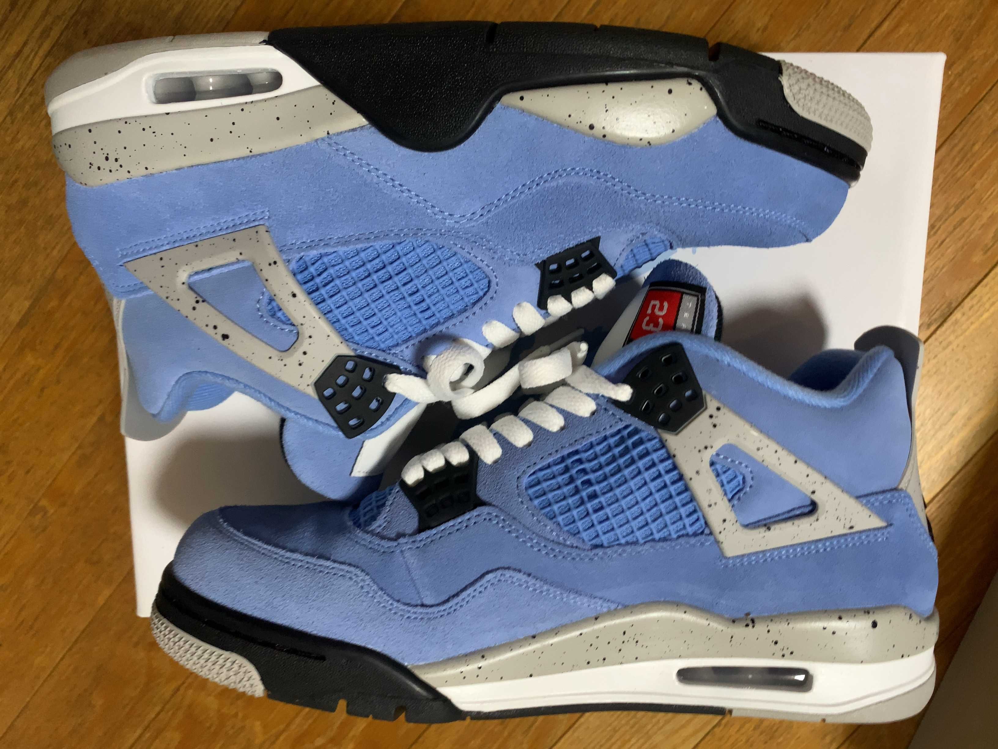 Nike Air Jordan 4 "University Blue"