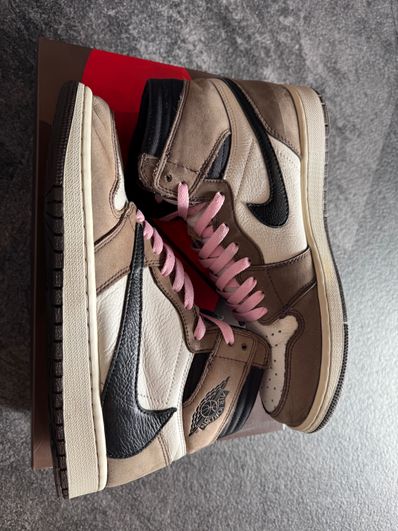 Travis Scott × Nike Air Jordan 1 Retro High OG TS SP "Sail/Dark Mocha"