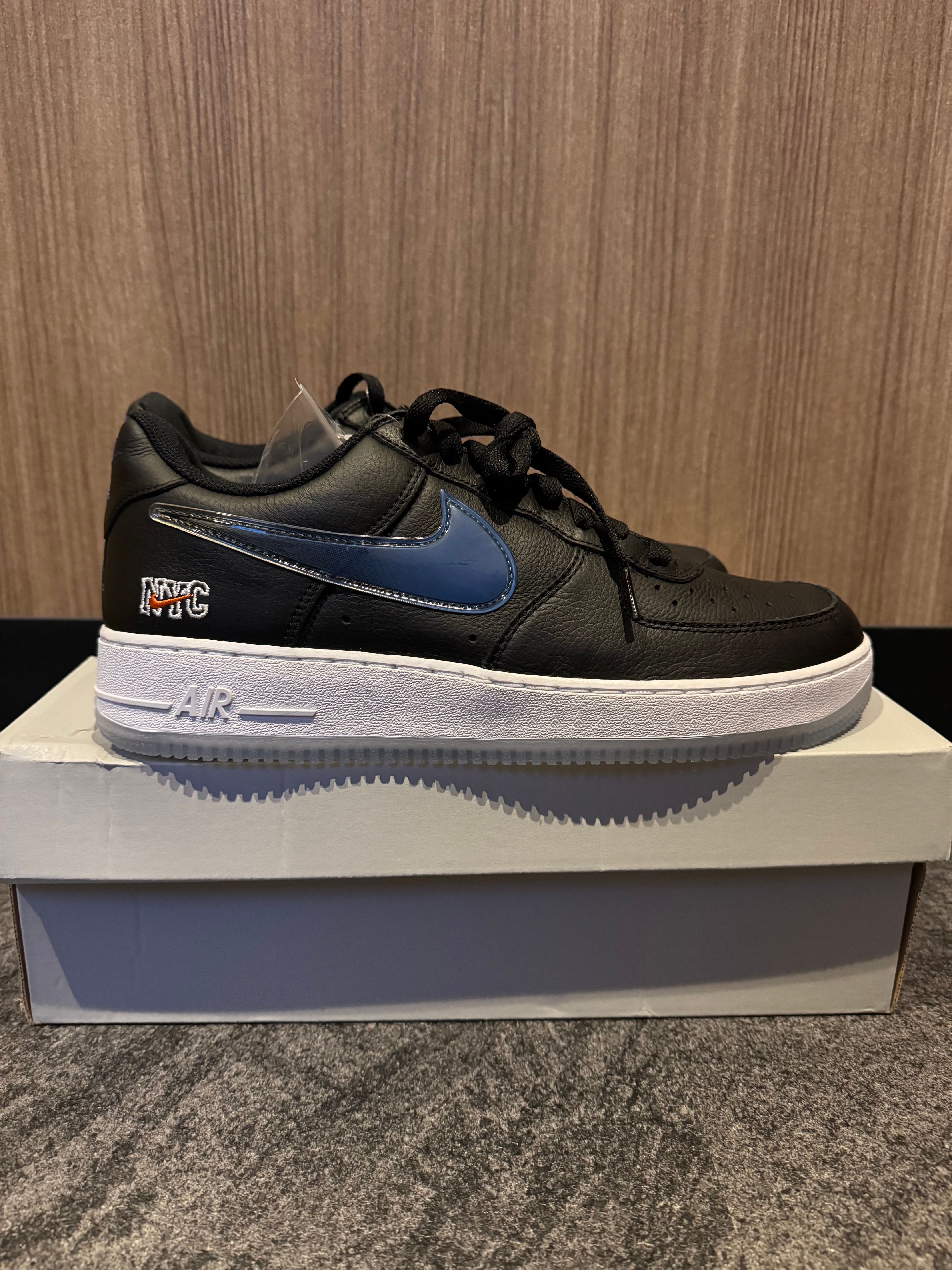 KITH × Nike Air Force 1 Low New York Knicks "Black/Brilliant Orange/Rush/Brilliant White"