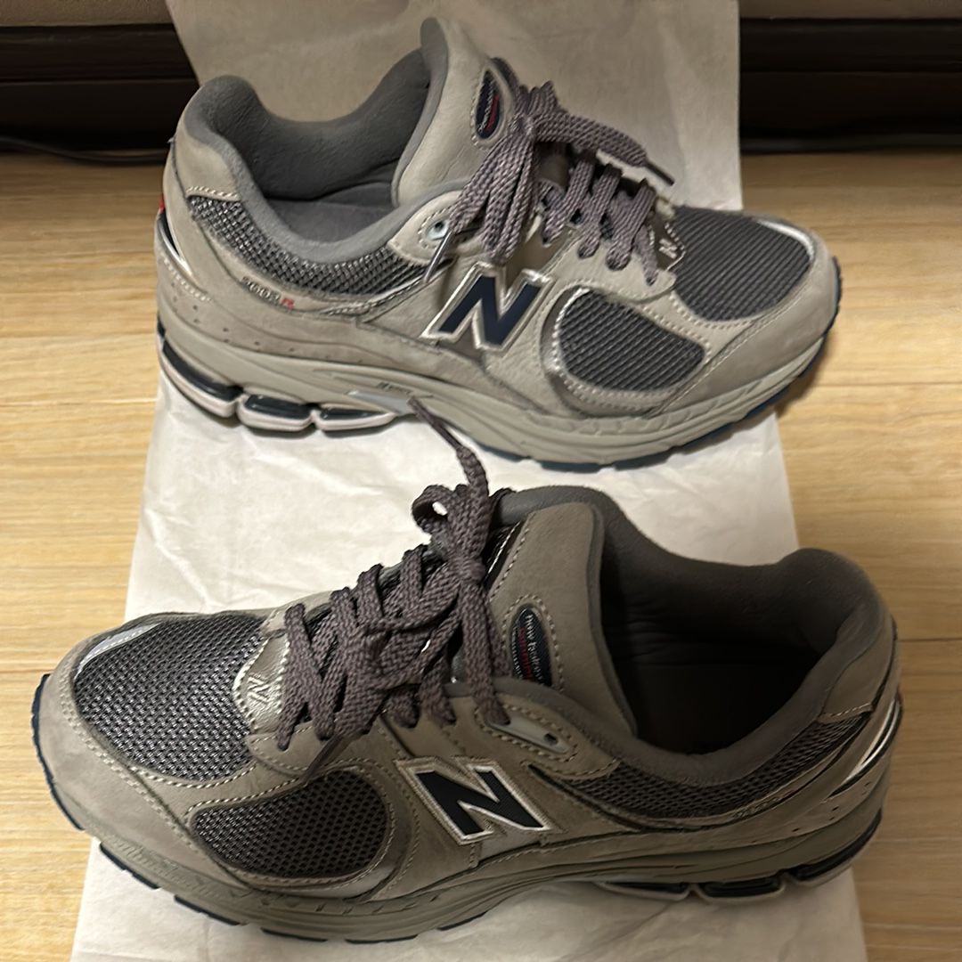New Balance 2002R "Gray"