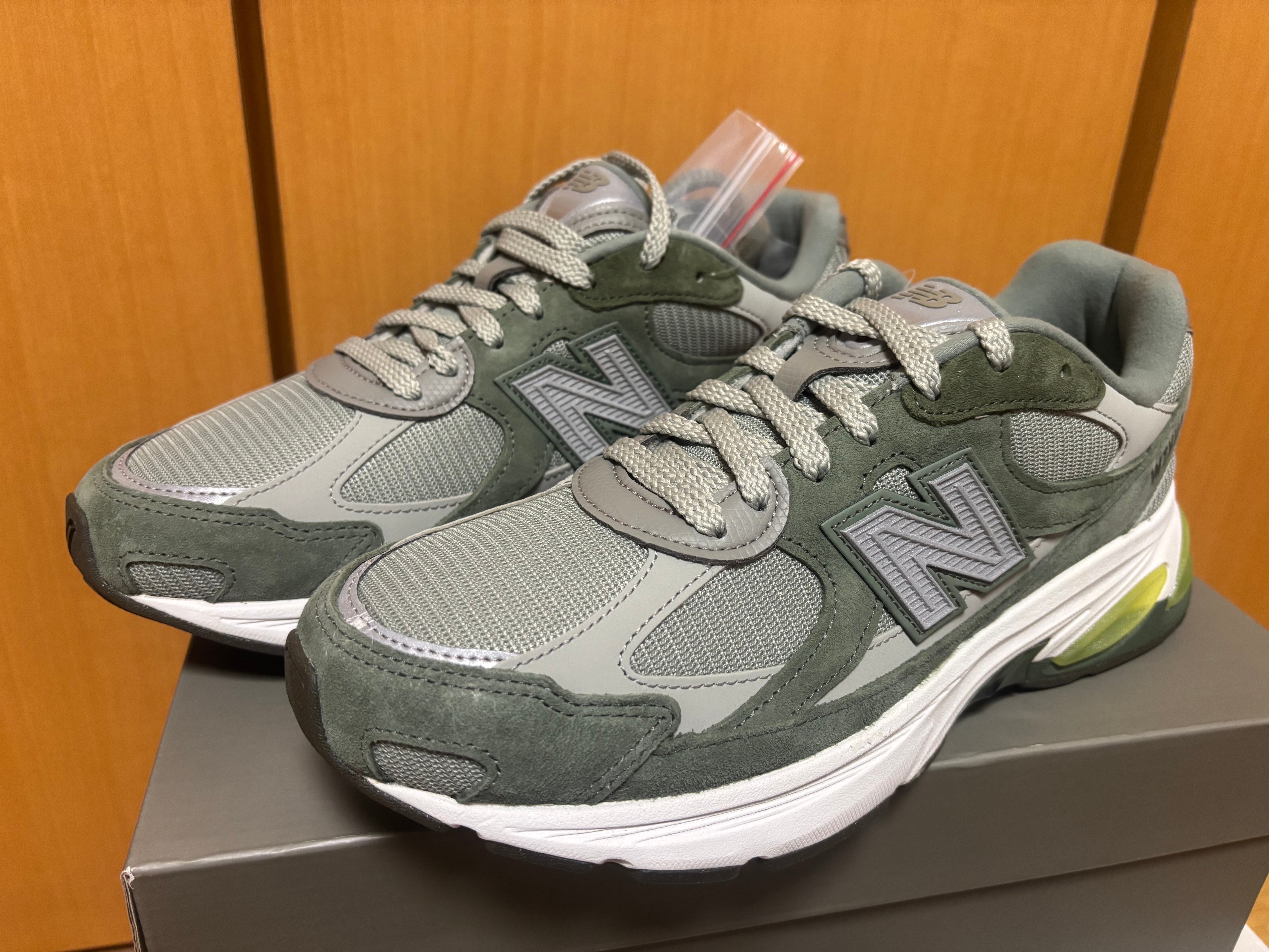 ダブルタップス × ニューバランス アブゾーブ 2010 "オリーブドラブ"