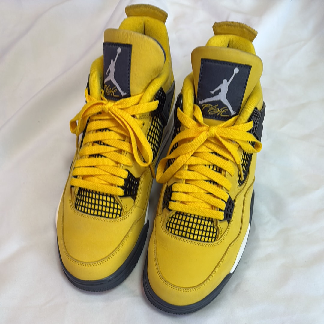 Nike Air Jordan 4 "Tour Yellow"